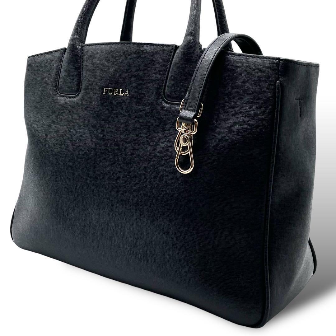 美品　フルラ　カミラ　トートバッグ　レザー　 2WAY　ネイビー