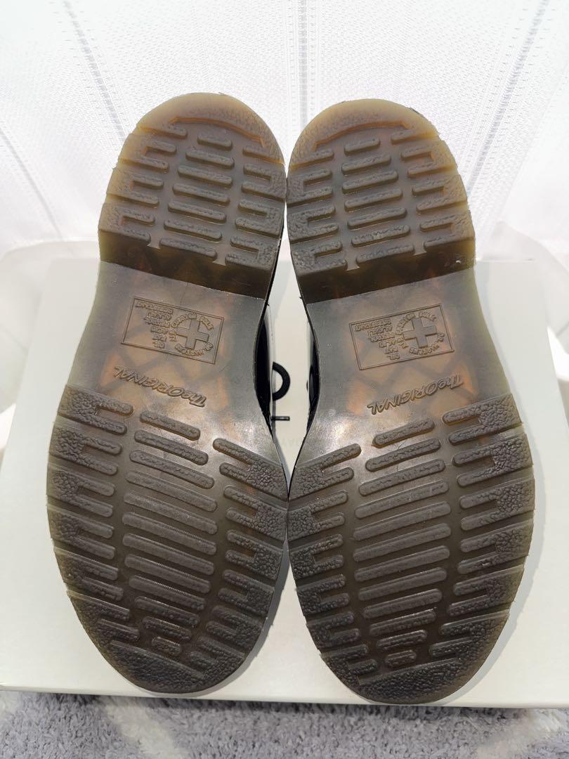 Dr. Martens ブラック厚底シューズ