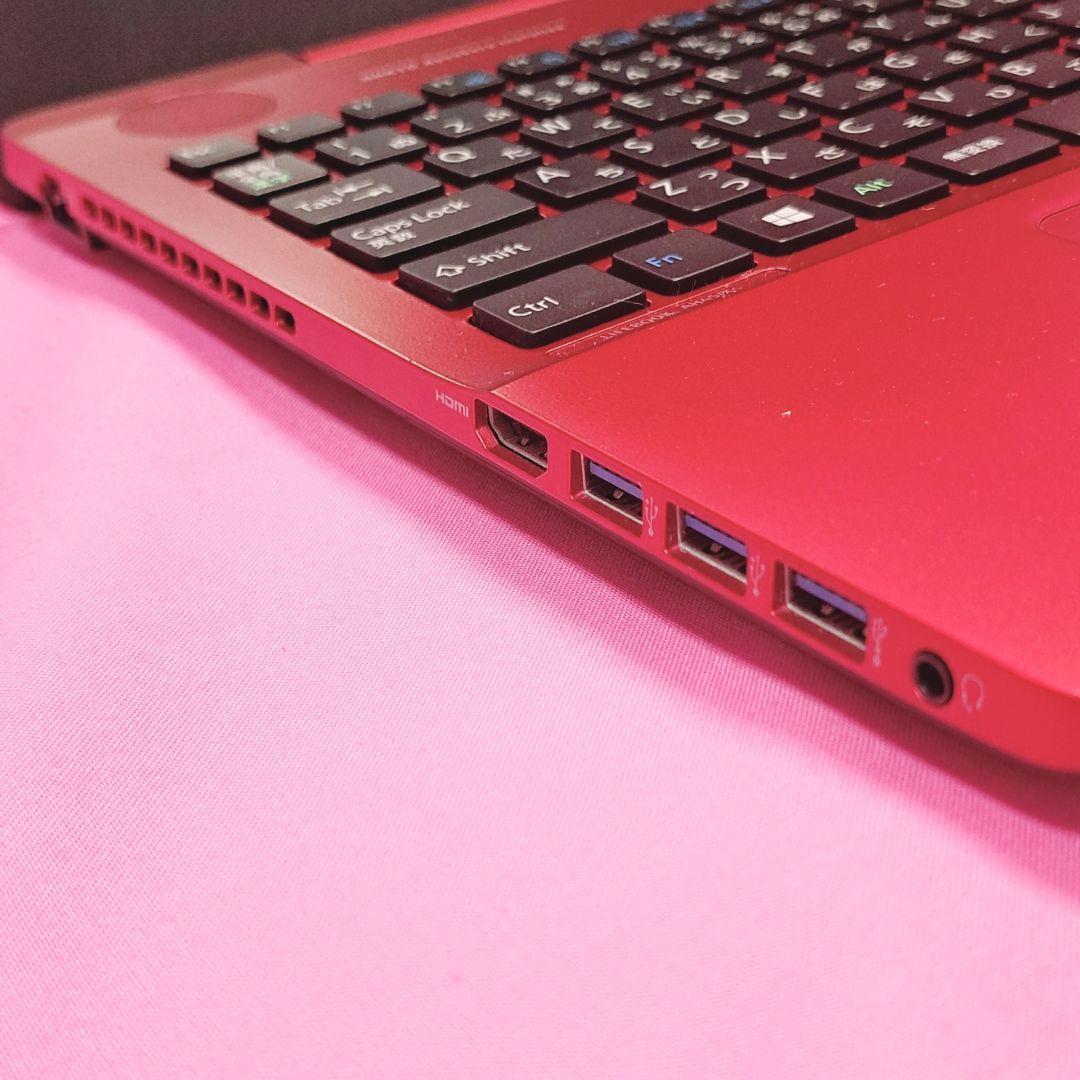 B14✨i3/SSD✨Windows11✨富士通ノートパソコン✨ブルーレイ D30【美品】i3/SSD/8GB✨Windows11✨富士通ノートパソコン