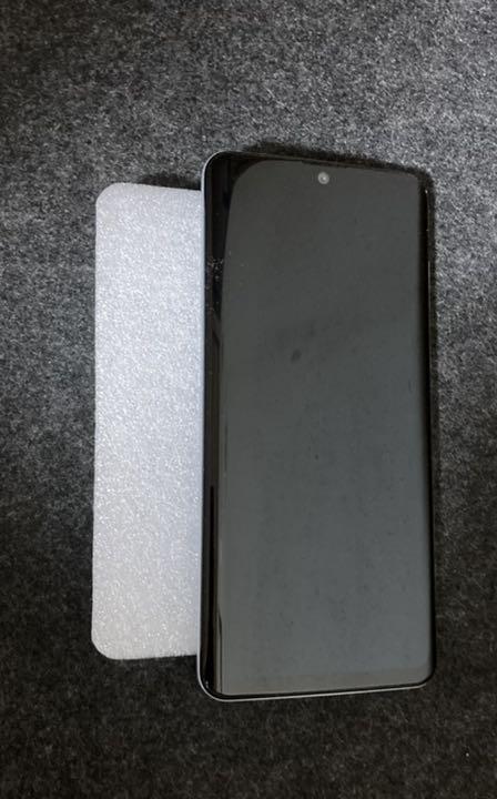 AQUS au SIMフリー g0z1i-m46929191861 zero2 ミスティホワイト256GB 得価新作