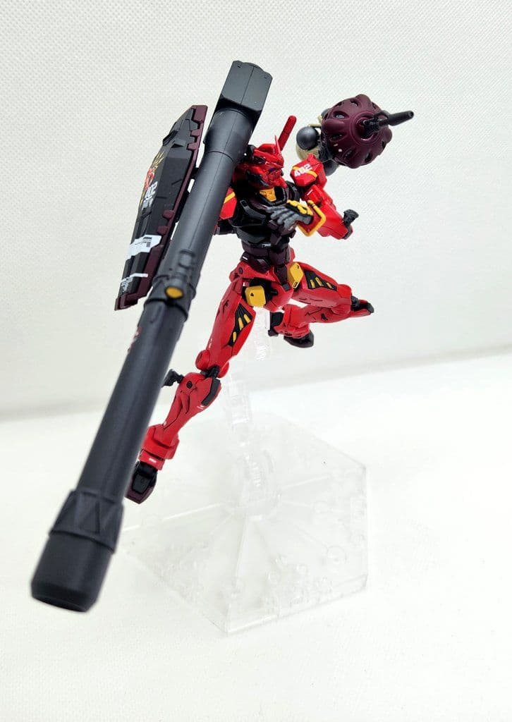 赤いガンダム(ジョニーライデン専用機) ジークアクス GQuuuuuuX - メルカリ