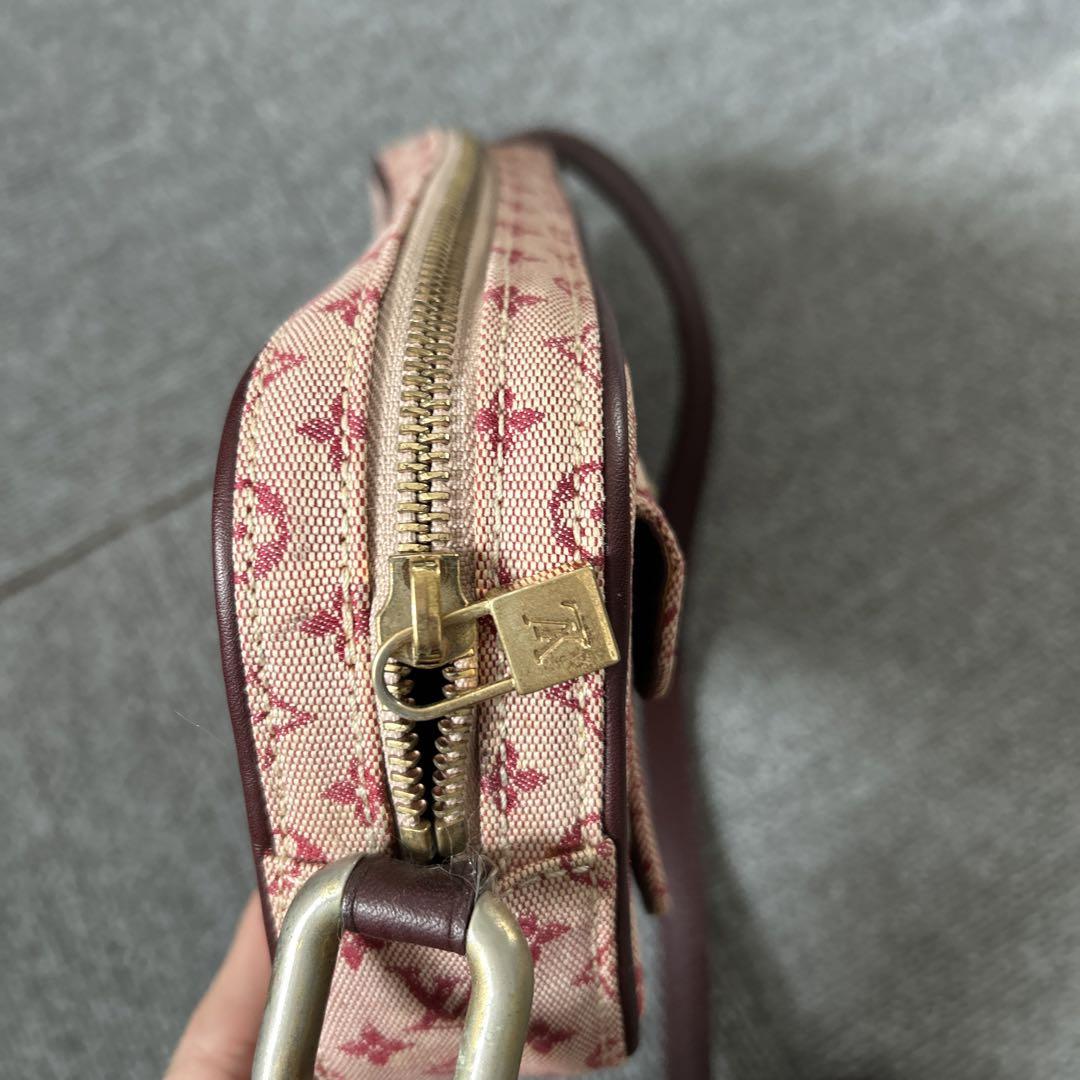 Louis Vuitton ショルダーバッグ ベージュと赤