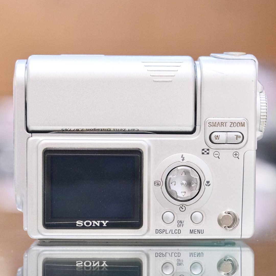 名機 動作品 平成レトロ SONY Cyber−Shot DSC-F77 自撮り
