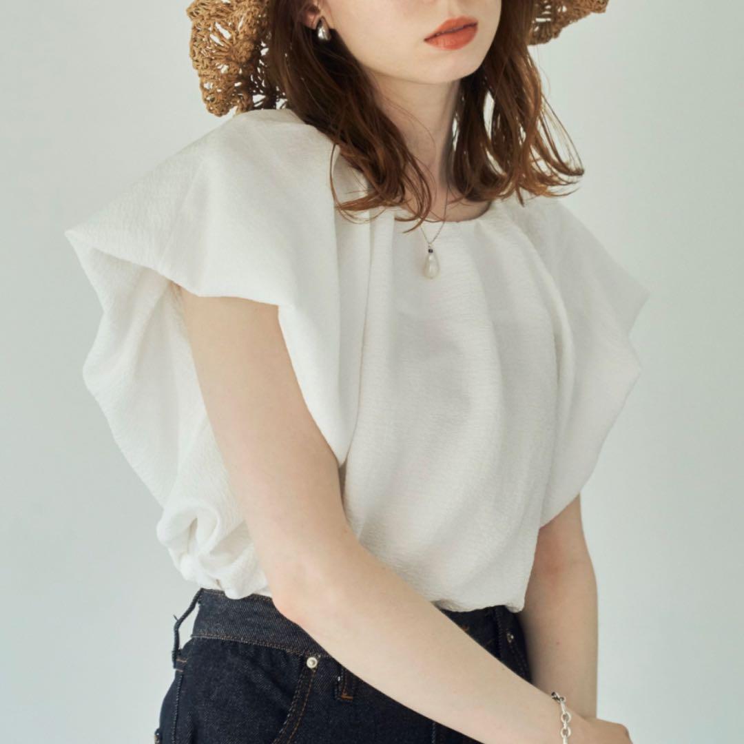 【新品】 hinari バルーンシルエットブラウス