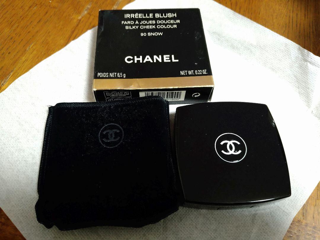 CHANEL IRRÉELLE BLUSH 90 SNOWフェイスパウダー新品
