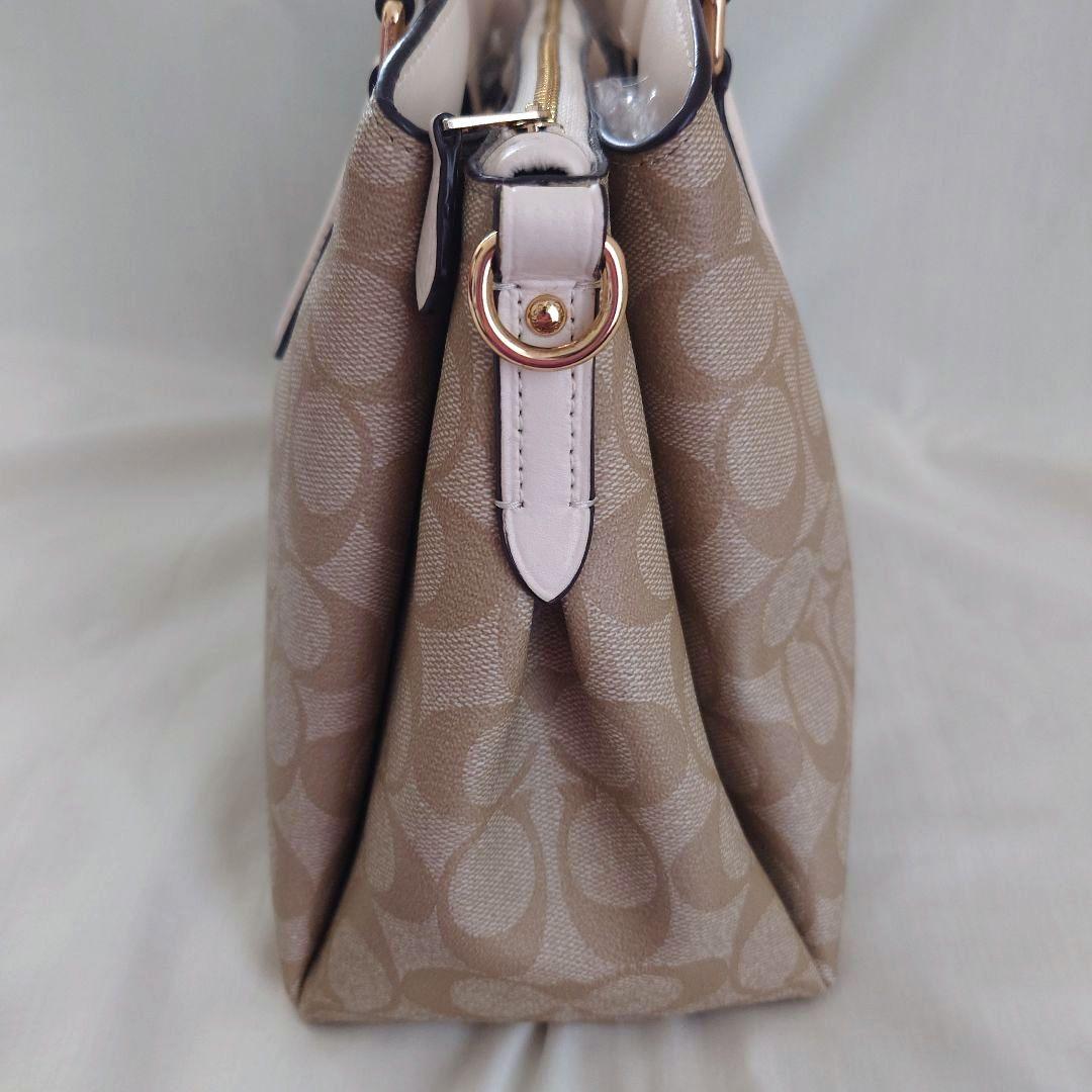 COACH コーチ ショルダーバック ベージュ×ホワイト - メルカリ