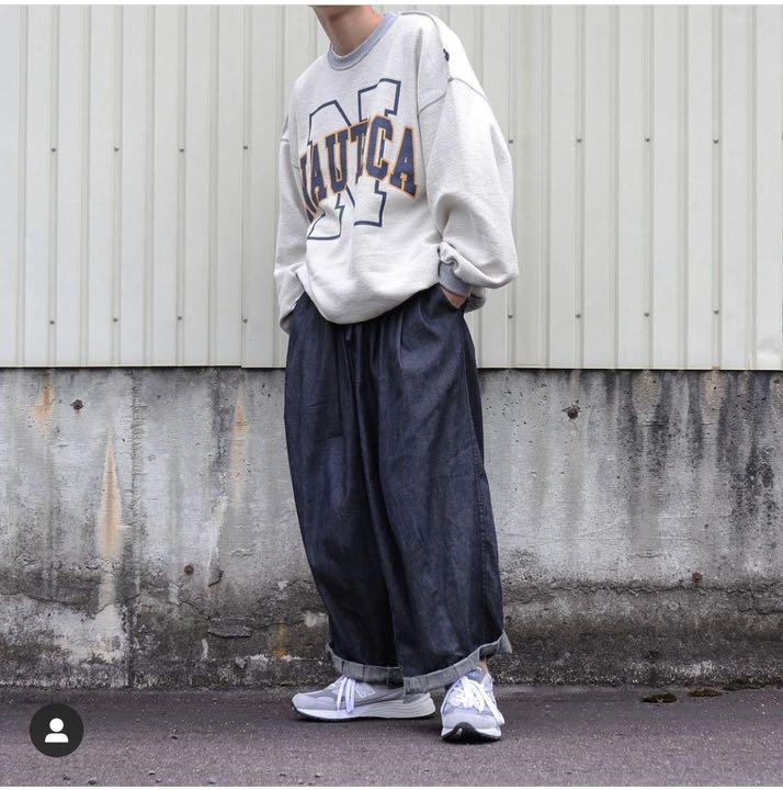 イズネス　バルーンパンツ　デニム素材