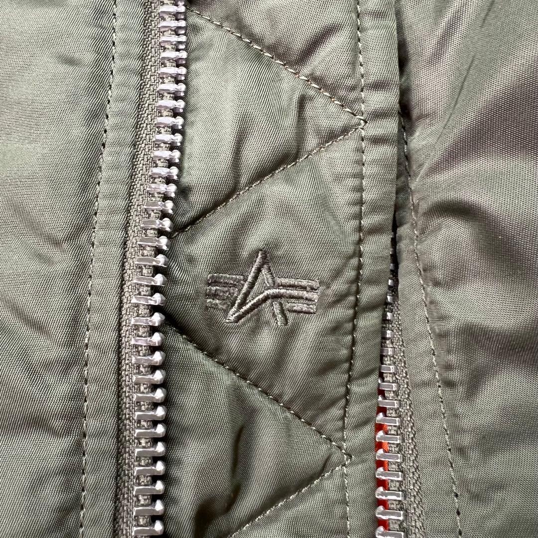 美品 アルファ MA-1 フライトジャケット リバーシブル 中綿 カーキ L 美品 アルファ MA-1 フライトジャケット リバーシブル 中綿 カーキ L