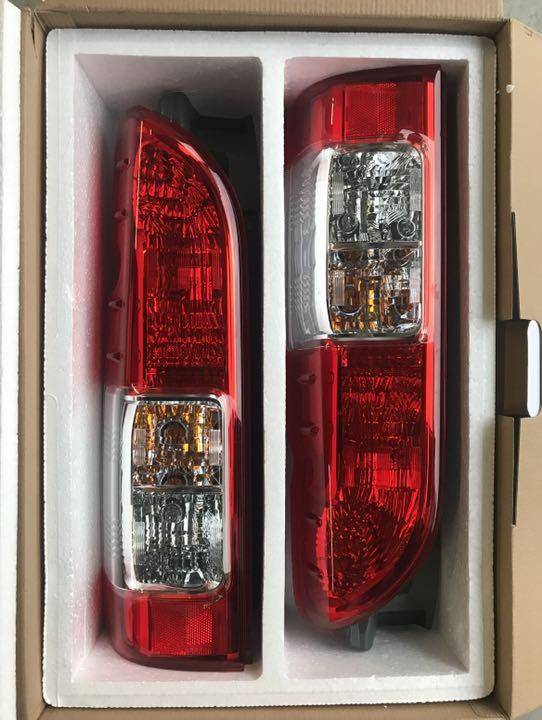 ハイエース6型型テールランプ 新車外し ハイエース テールランプ LED テール 純正 タイプ テールライト