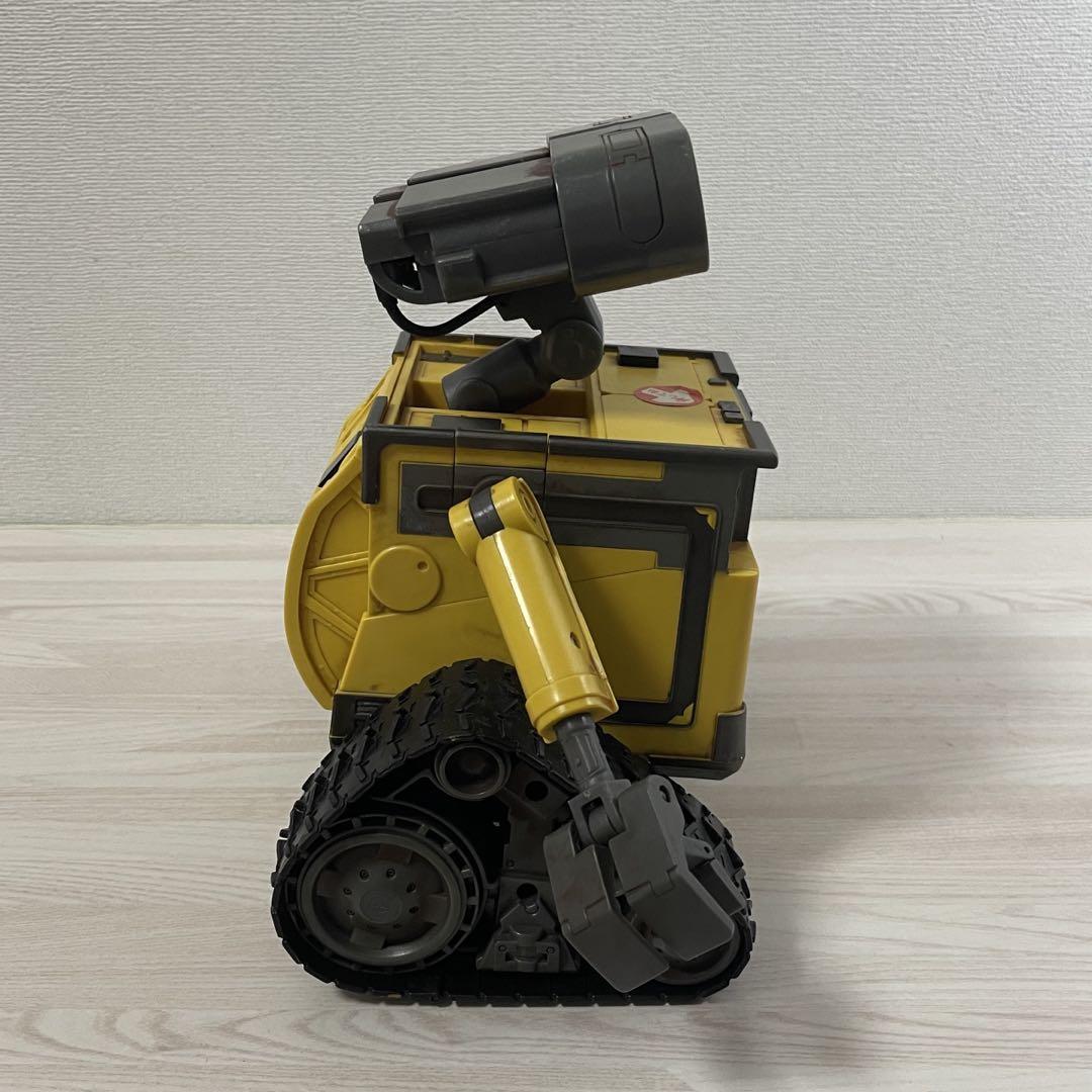 ウォーリー ラジコン おもちゃ フィギュア