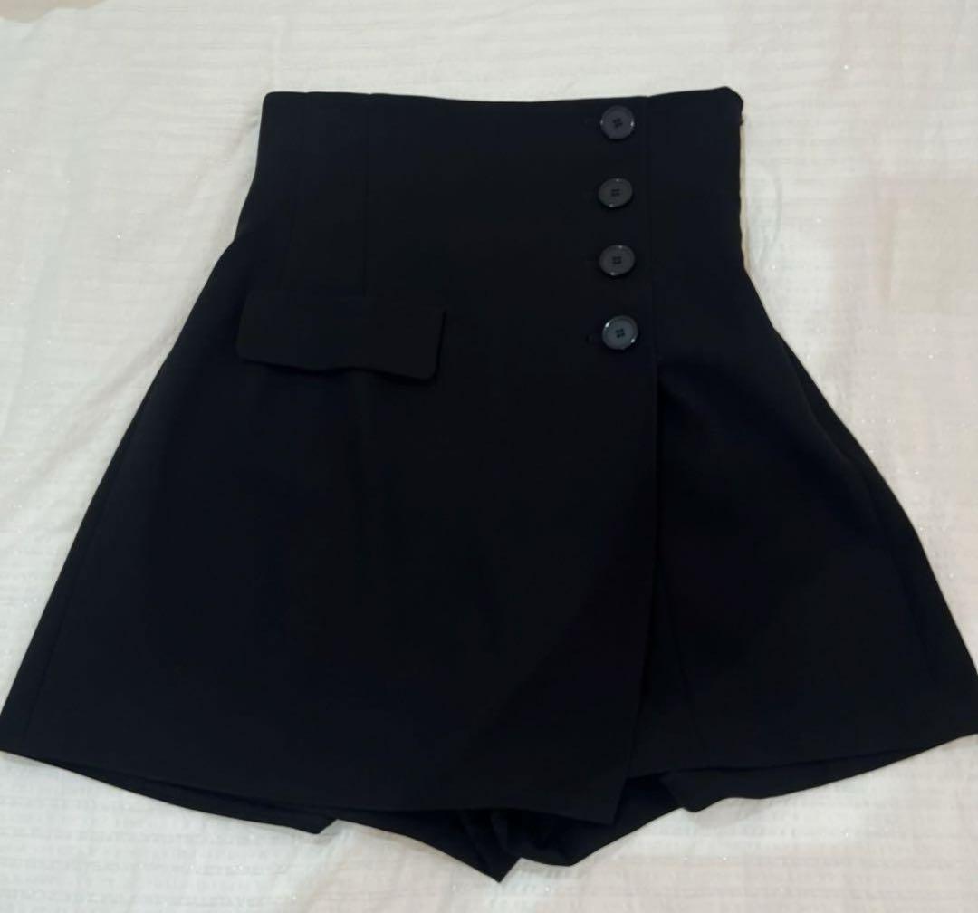 SNIDEL ハイウエストキュロットショートパンツ - トップス