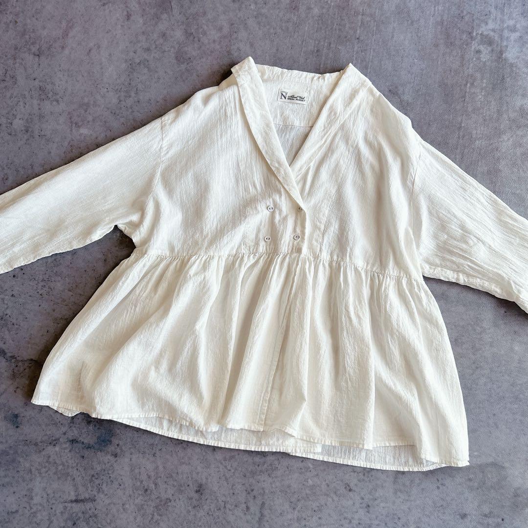 RNA N ⿻ 美品 コットンリネン ダブルボタン ブラウス 春夏 ルーズ 白 RNA N ⿻ 美品 コットンリネン ダブルボタン ブラウス 春夏 ルーズ 白