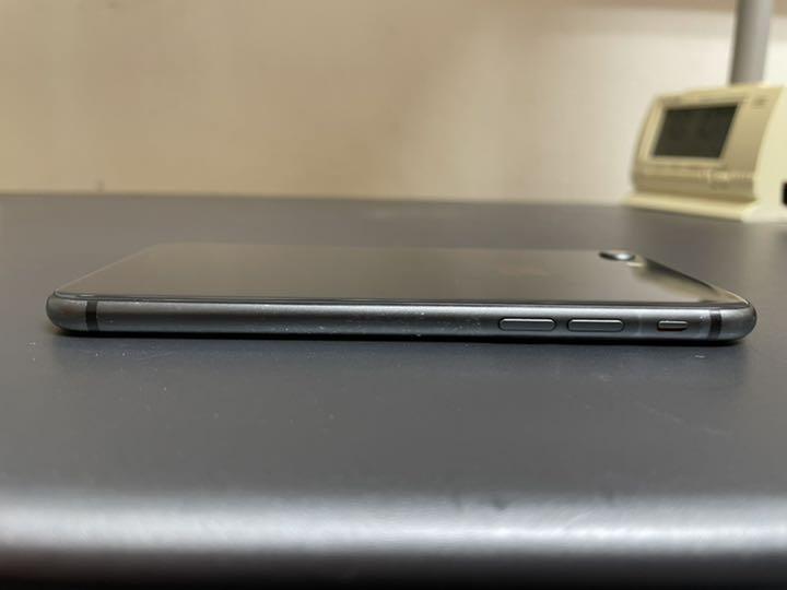 格安日本製 iPhone 8 Space Gray 64 GB 8BTRj-m46967611644 爆買い大人気