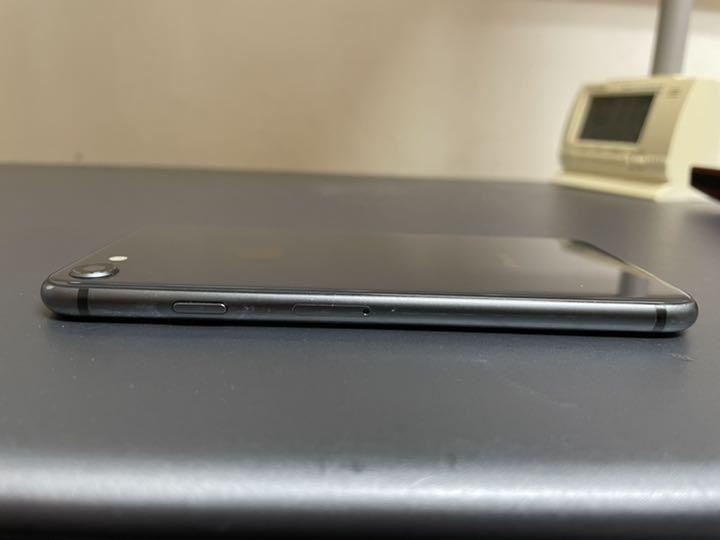格安日本製 iPhone 8 Space Gray 64 GB 8BTRj-m46967611644 爆買い大人気