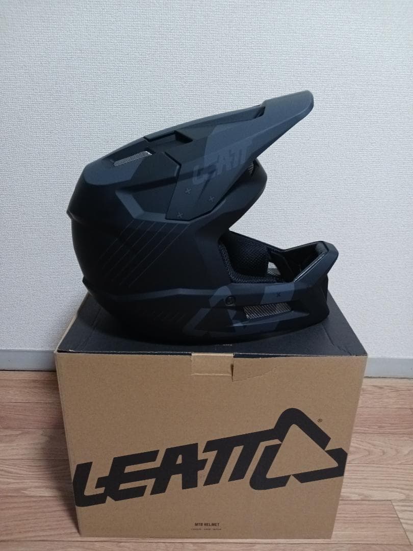 MTB BMX HELMET LEATT ヘルメット オフロードLサイズ BRIGHTFACE_UK
