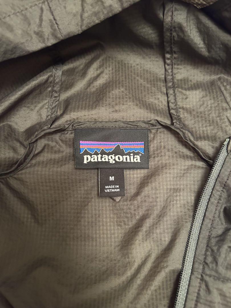 patagonia メンズ　フーディニージャケットM オリーブ　新品同様
