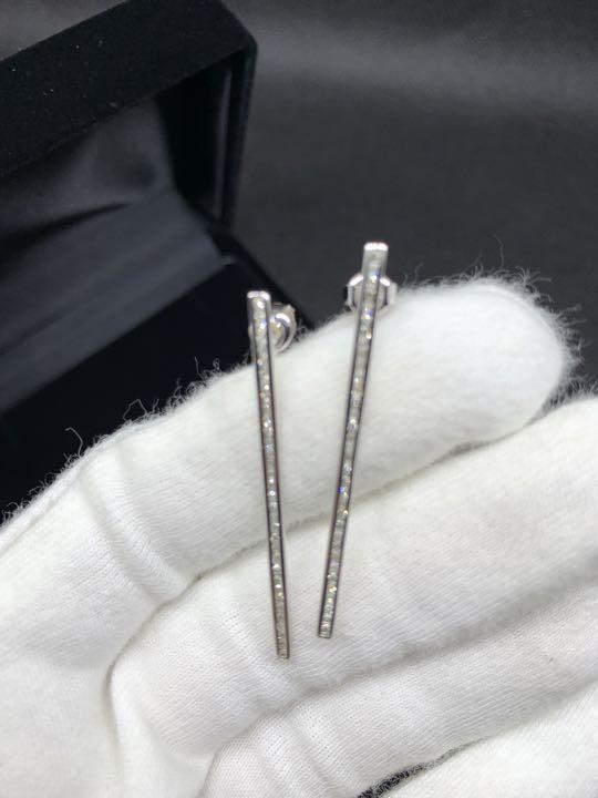 最終値下げ14Kホワイトゴールドダイヤピアス棒型美品