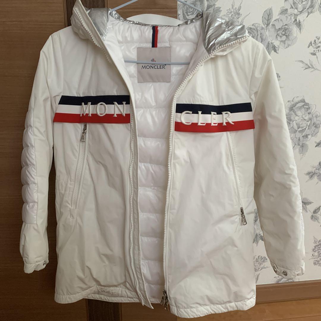 MONCLERダウンジャケット