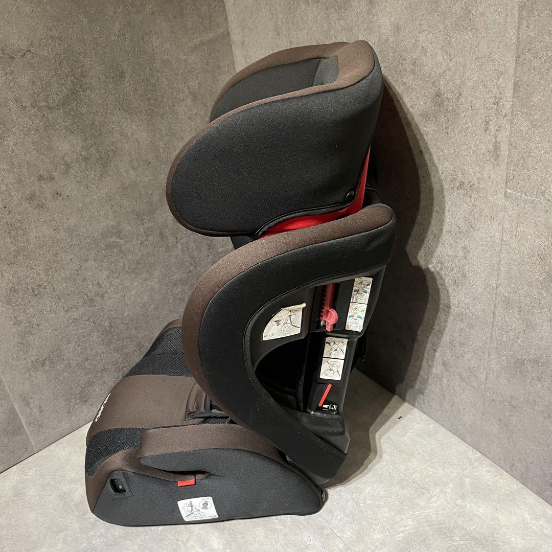 コラボ レカロ スタートジェイワン スマイル ジュニアシート