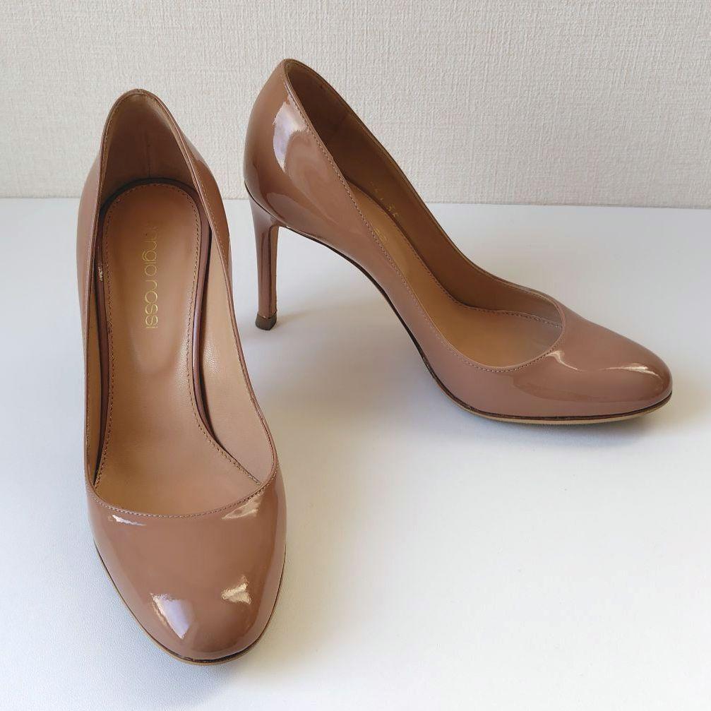 美品✨️セルジオロッシ　パンプス　ピンヒール　ベージュ　エナメル　22cm