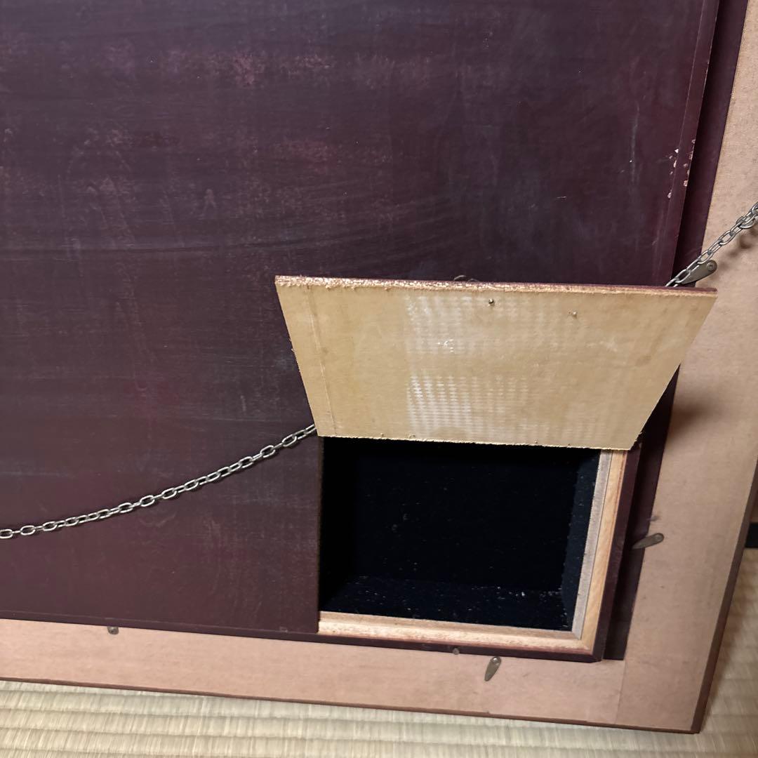 内閣総理大臣表彰状とメダルの額縁目立った傷や汚れなし