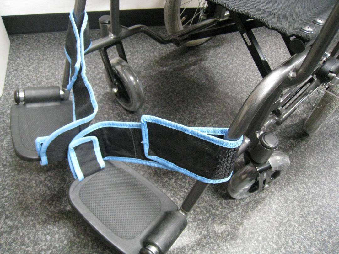 カワムラサイクル介助用多機能車椅子KM16-40SB-M