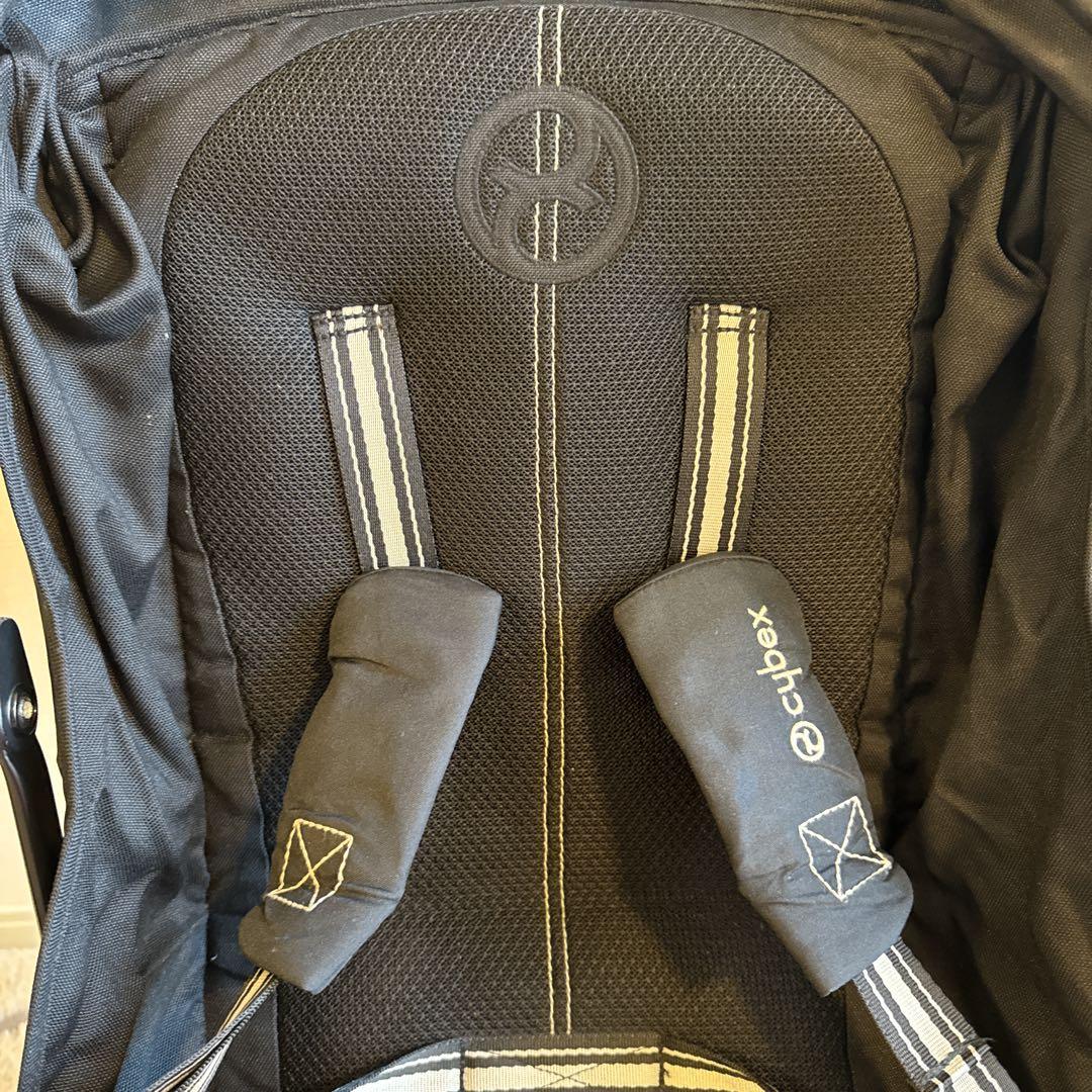 Cybex リベル　ブラック