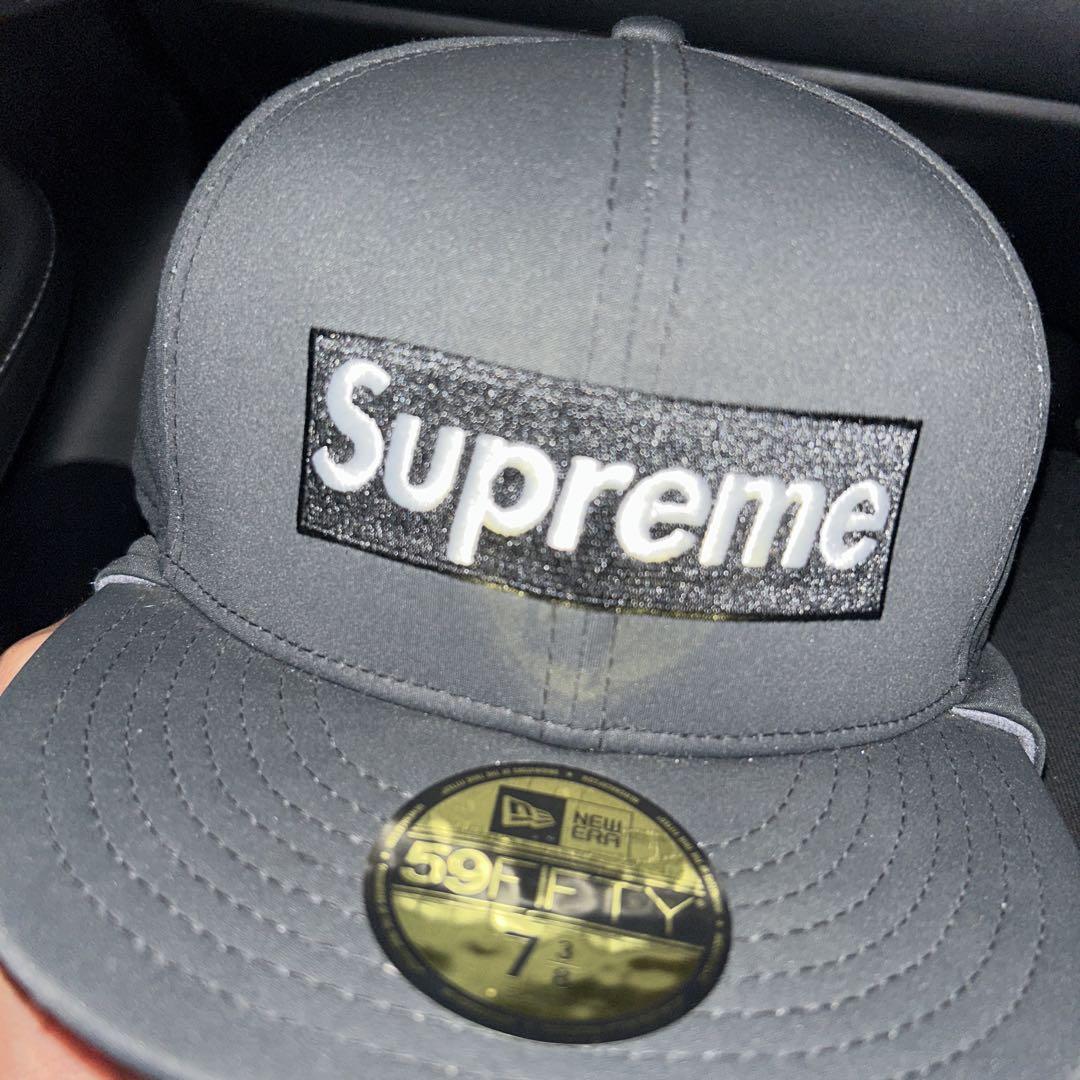 Supreme グレー ベースボールキャップ Supreme グレー ベースボールキャップ 7 3/8 レア！！ - メルカリ