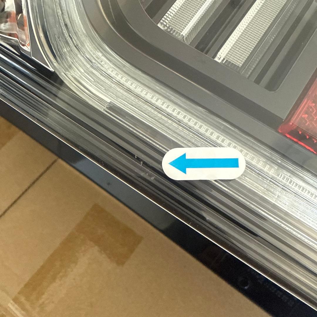 C27 セレナ e-power 純正 LEDテール右側のみ