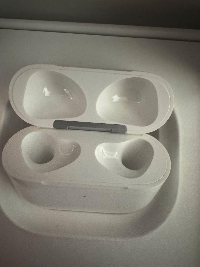 Apple純正品 AirPods 第3世代 MPNY3J/A