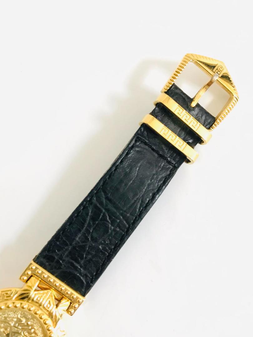 VERSACE ヴェルサーチェ腕時計