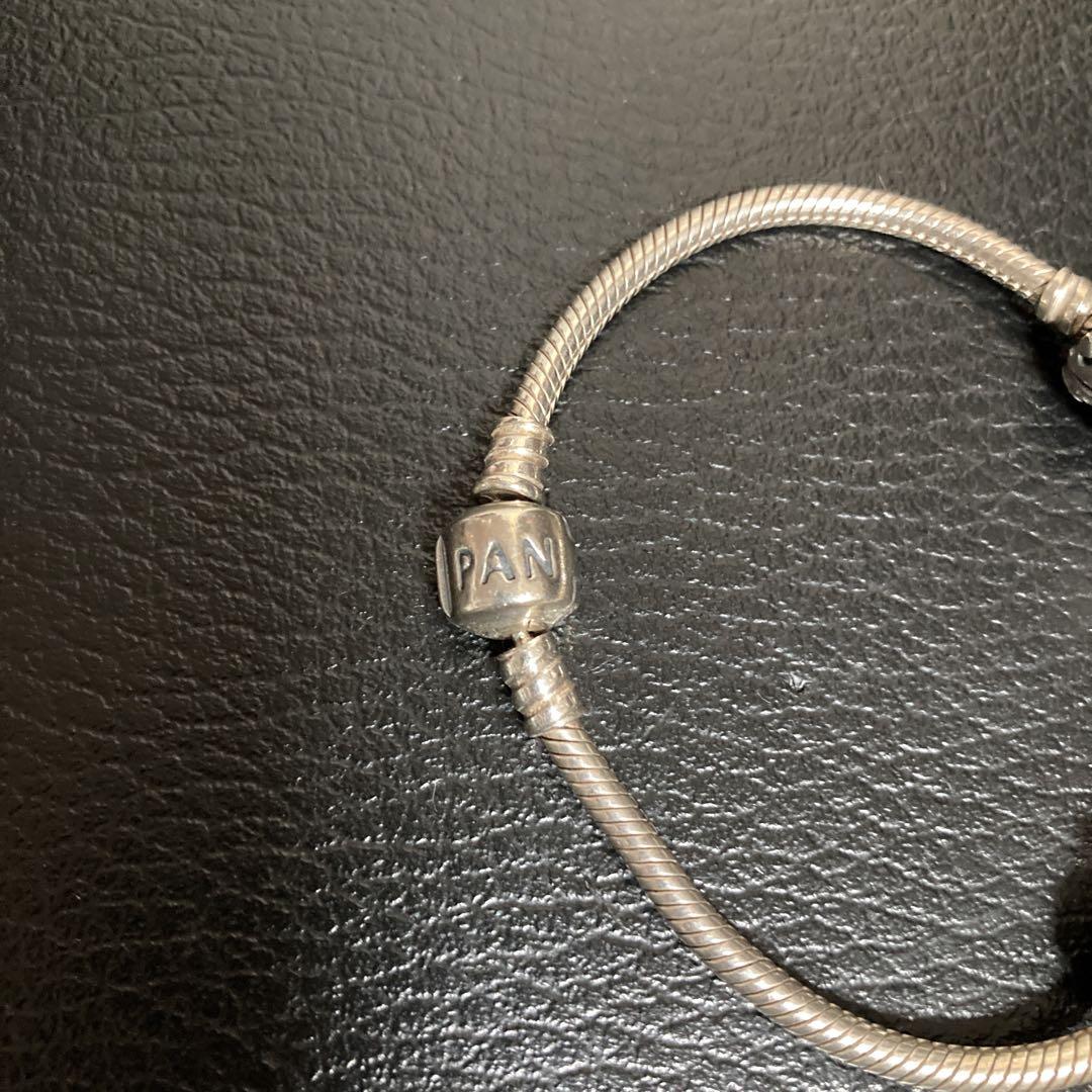 Pandora シルバーチャームブレスレット