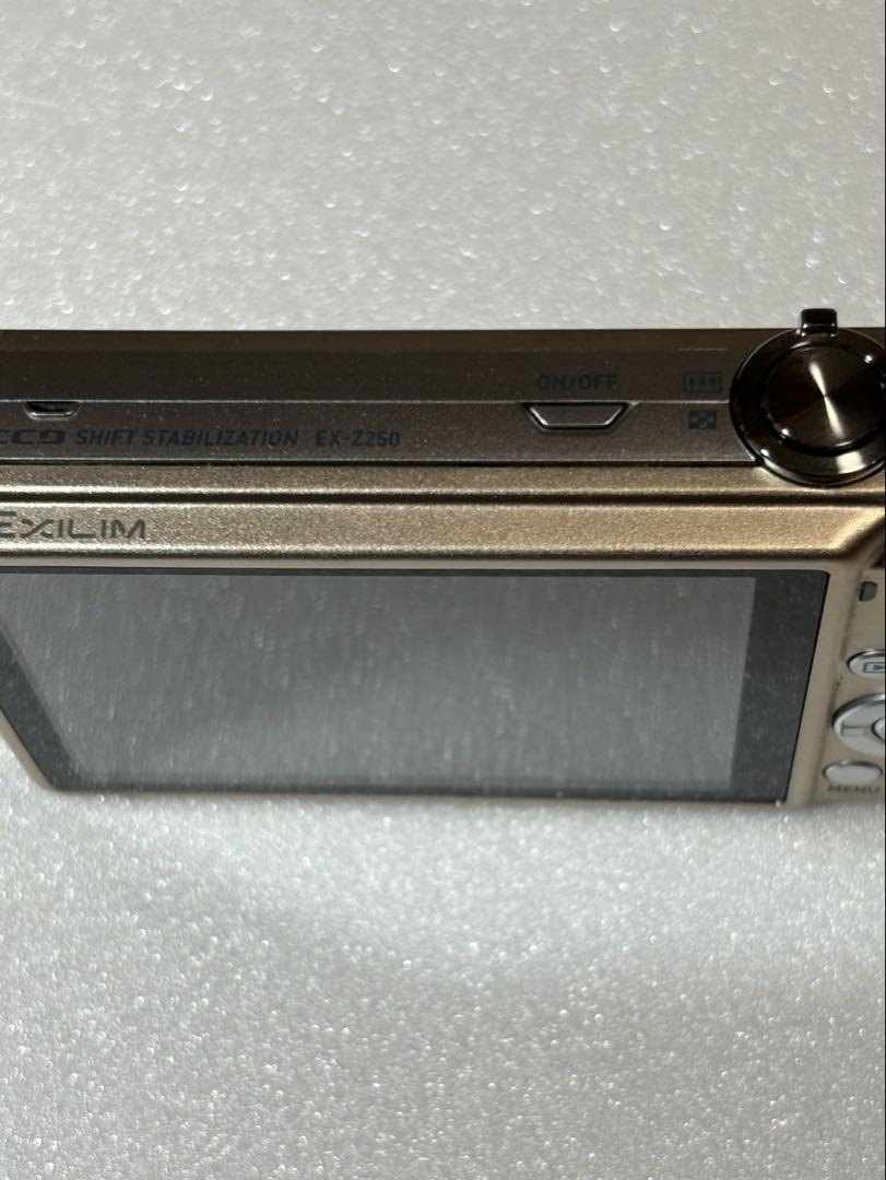 CASIO EX-Z250 デジタルカメラ 9.1メガピクセル【美品】動作確認済