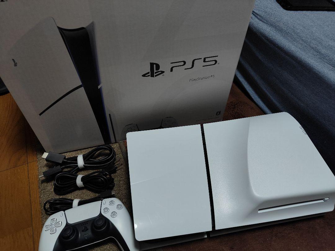 プレイステーション5 PS5 slim 本体 CFI-2000A01 PlayStation 5 Slim model console 1TB PS5 Sony CFI-2000A01