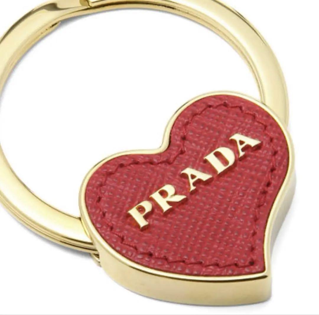 PRADA サフィアーノ ハート キーリング キーホルダー 新品未使用