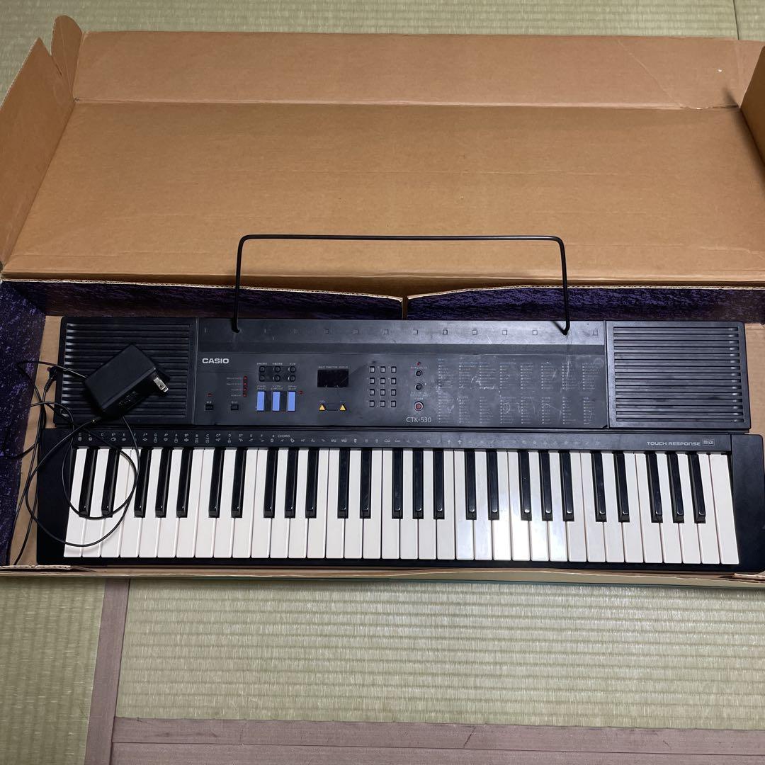 YAMAHA PSR-200 日本製61鍵盤 電子キーボード 中古品 譜面台付き