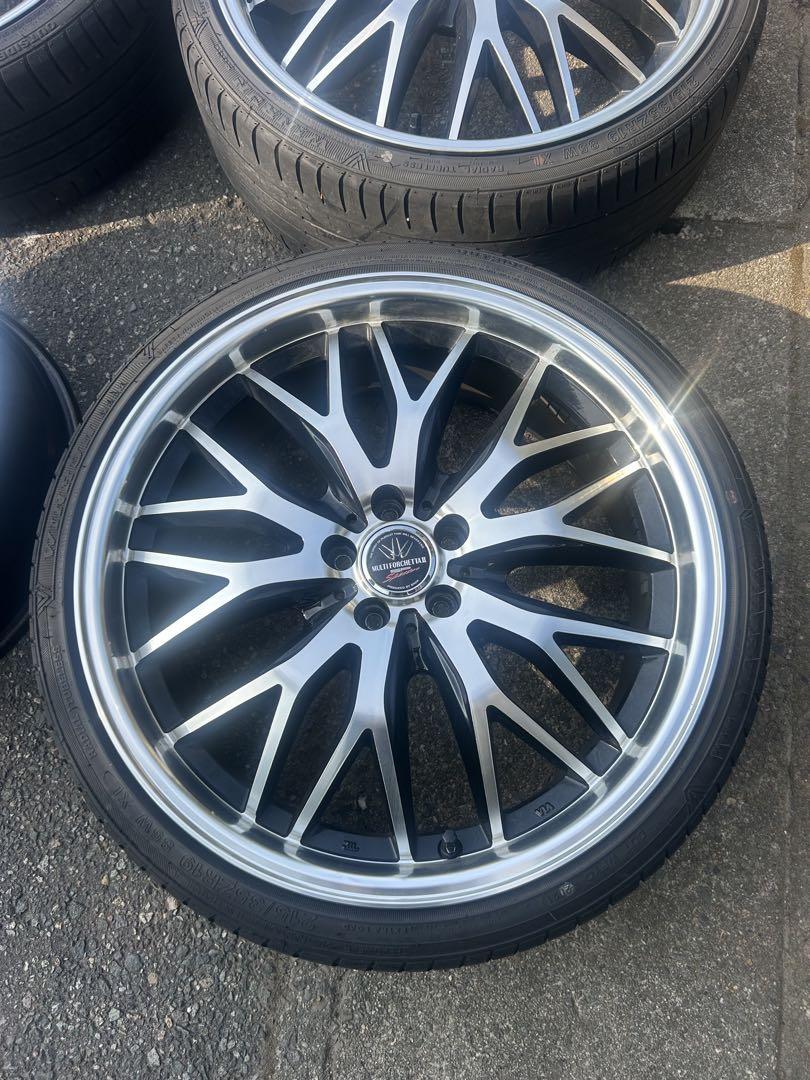 ロクサーニマルチフォルケッタ　19インチPCD100 プリウス他車種