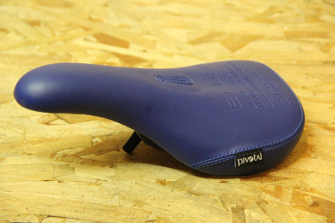 パーツ ECLAT BIOS PIVOTAL SEAT SLIM PADDED BLUE