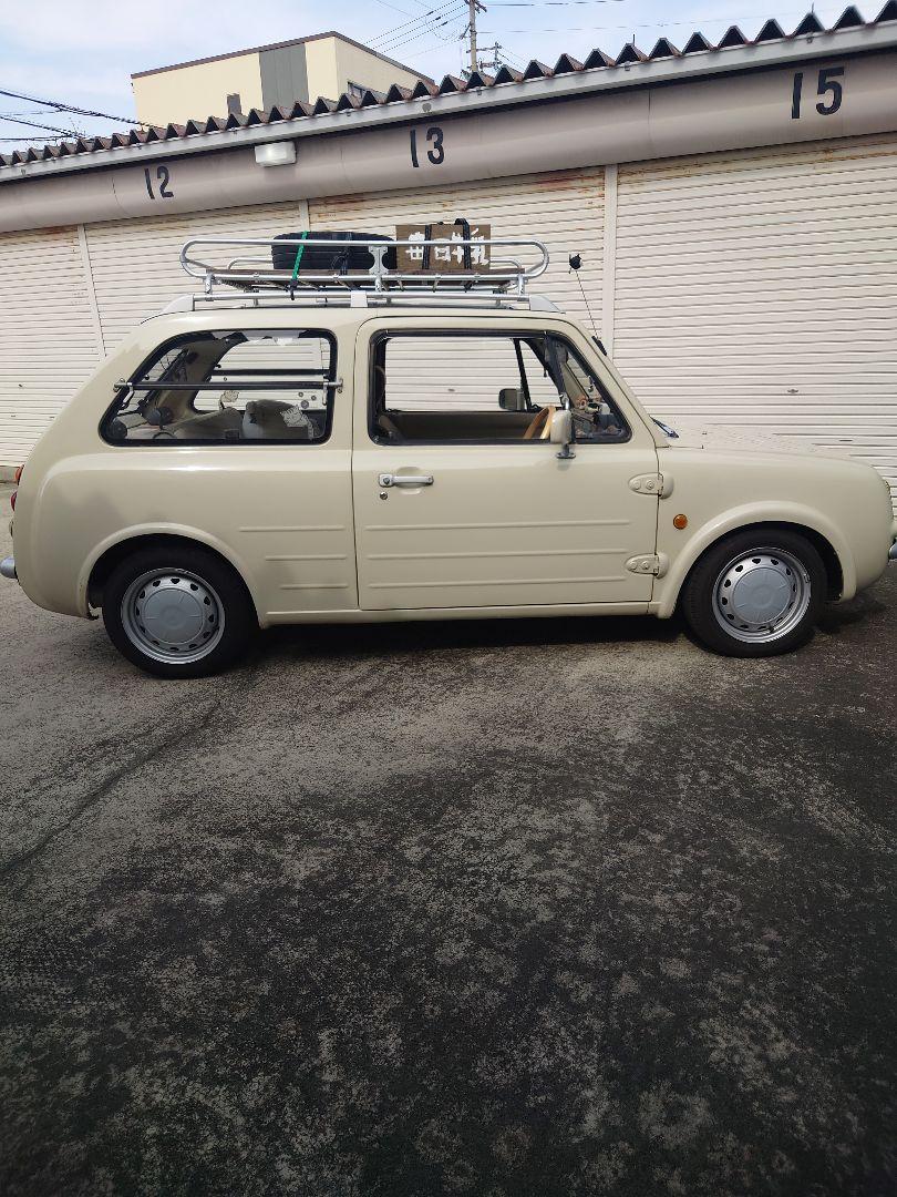 軽自動車 クリーム色 カスタムインテリア