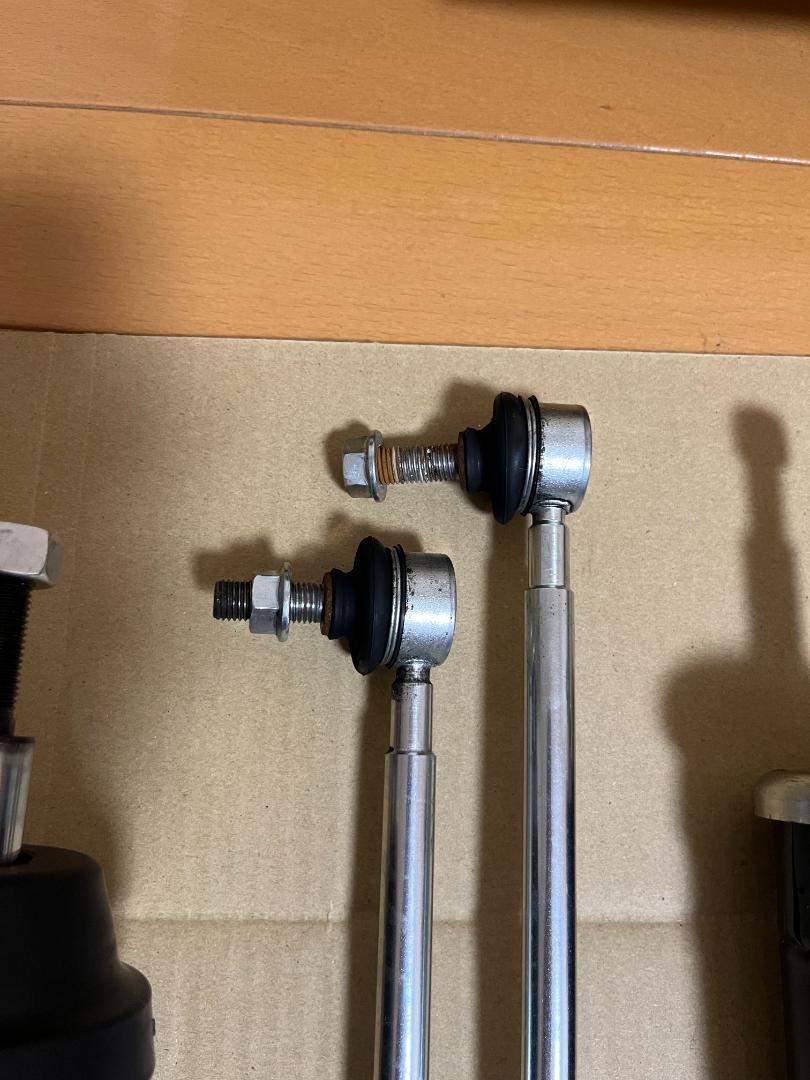 ZC33S スイフトスポーツ 純正サスペンション