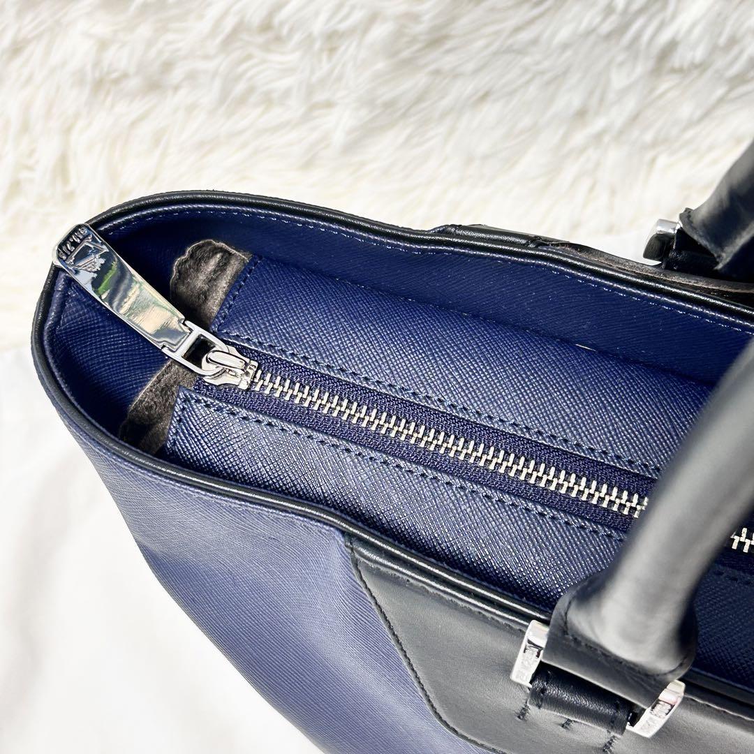 【極美品】　ペッレモルビダ 2way A4トートバッグ　ショルダー　紺　レザー