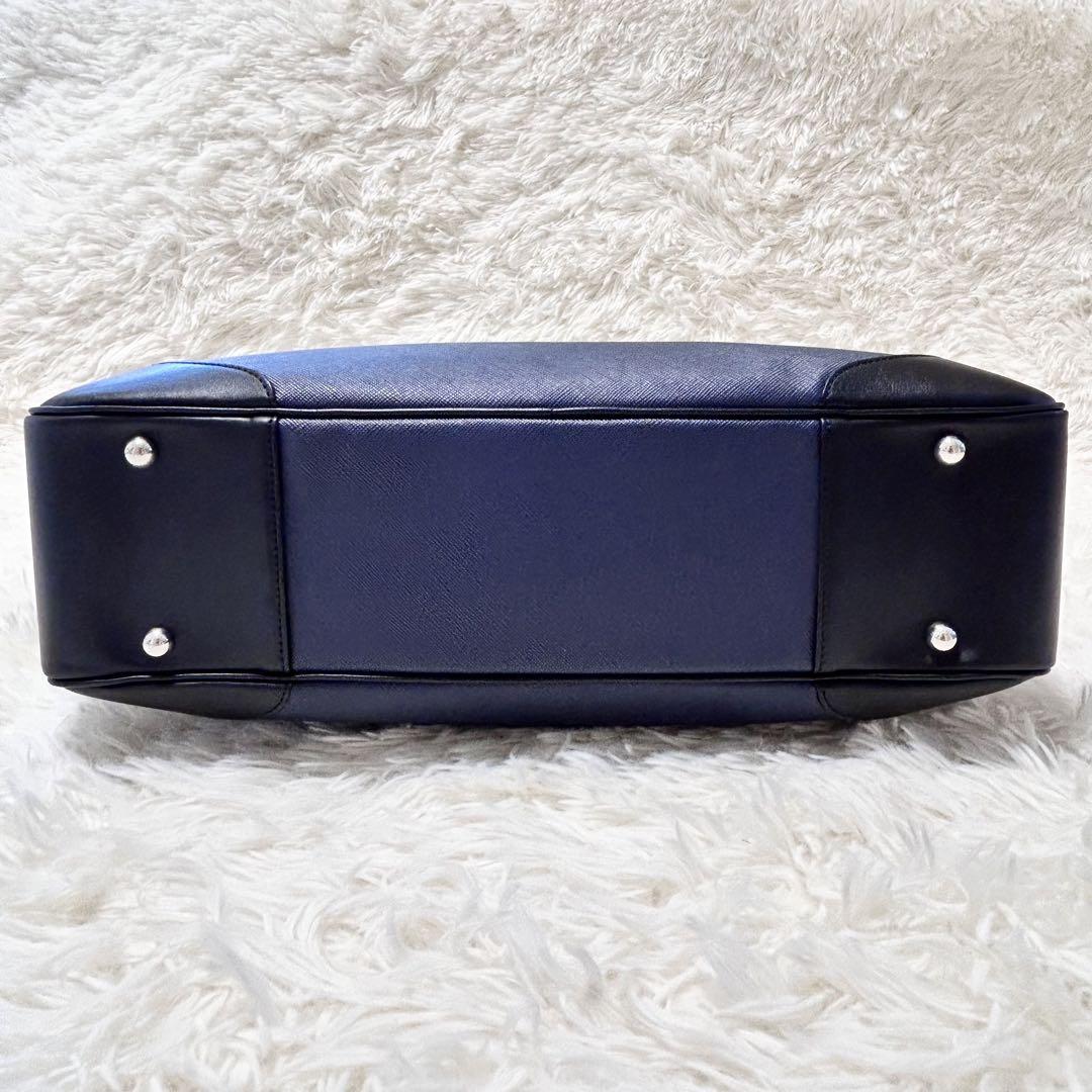 【極美品】　ペッレモルビダ 2way A4トートバッグ　ショルダー　紺　レザー