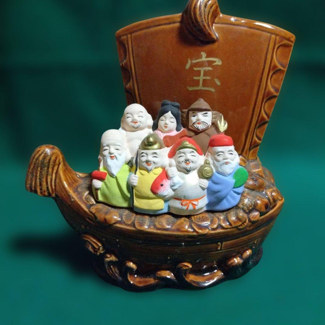 七福神 船の陶器置物 七福神の陶器製置物 船の形状 宝船 - メルカリ