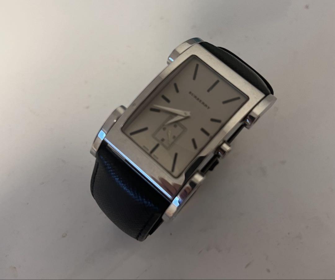 【希少】BURBERRY バーバリー 腕時計 スクエア BU1104 箱付き
