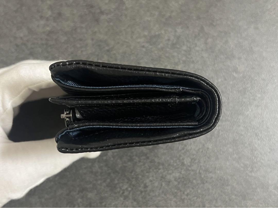未使用 牛革 フォックス柄 刺しゅう 折財布 イアパピヨネ