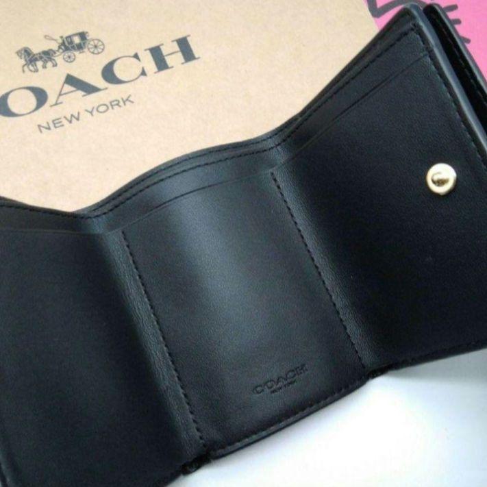 新作　新品　COACH　折り財布　レディース　人気の小銭入れ付き COACH コーチ アウトレット 三つ折り財布 ミニ財布 レディース