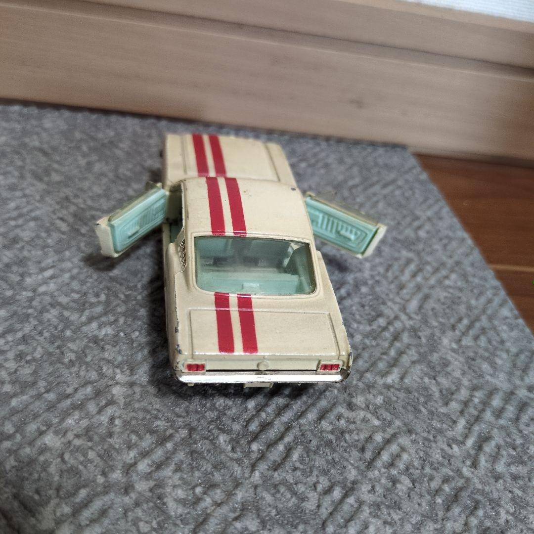 【英国製】CORGI社 FORD MUSTANG Fastback ミニカー
