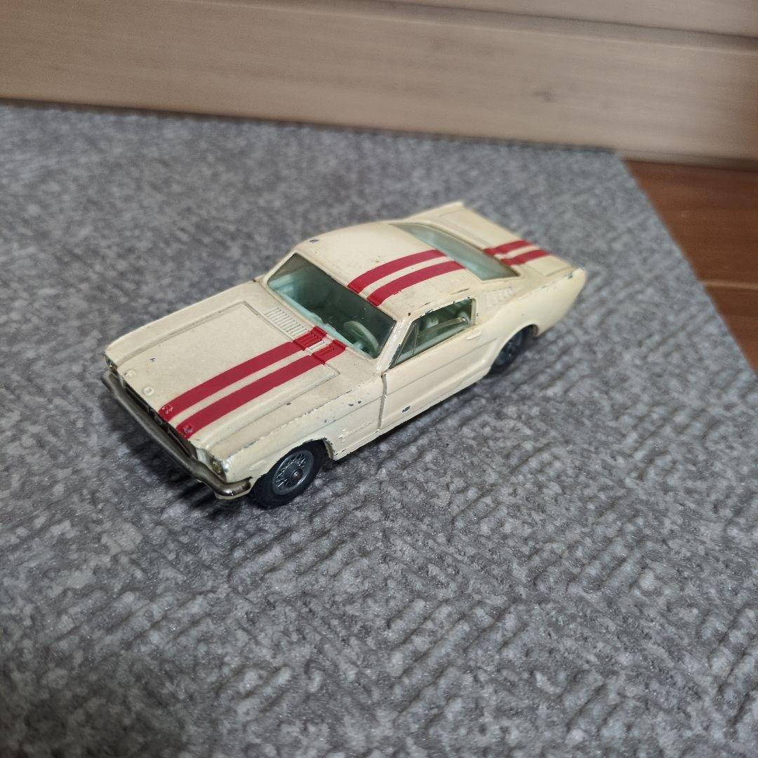 【英国製】CORGI社 FORD MUSTANG Fastback ミニカー