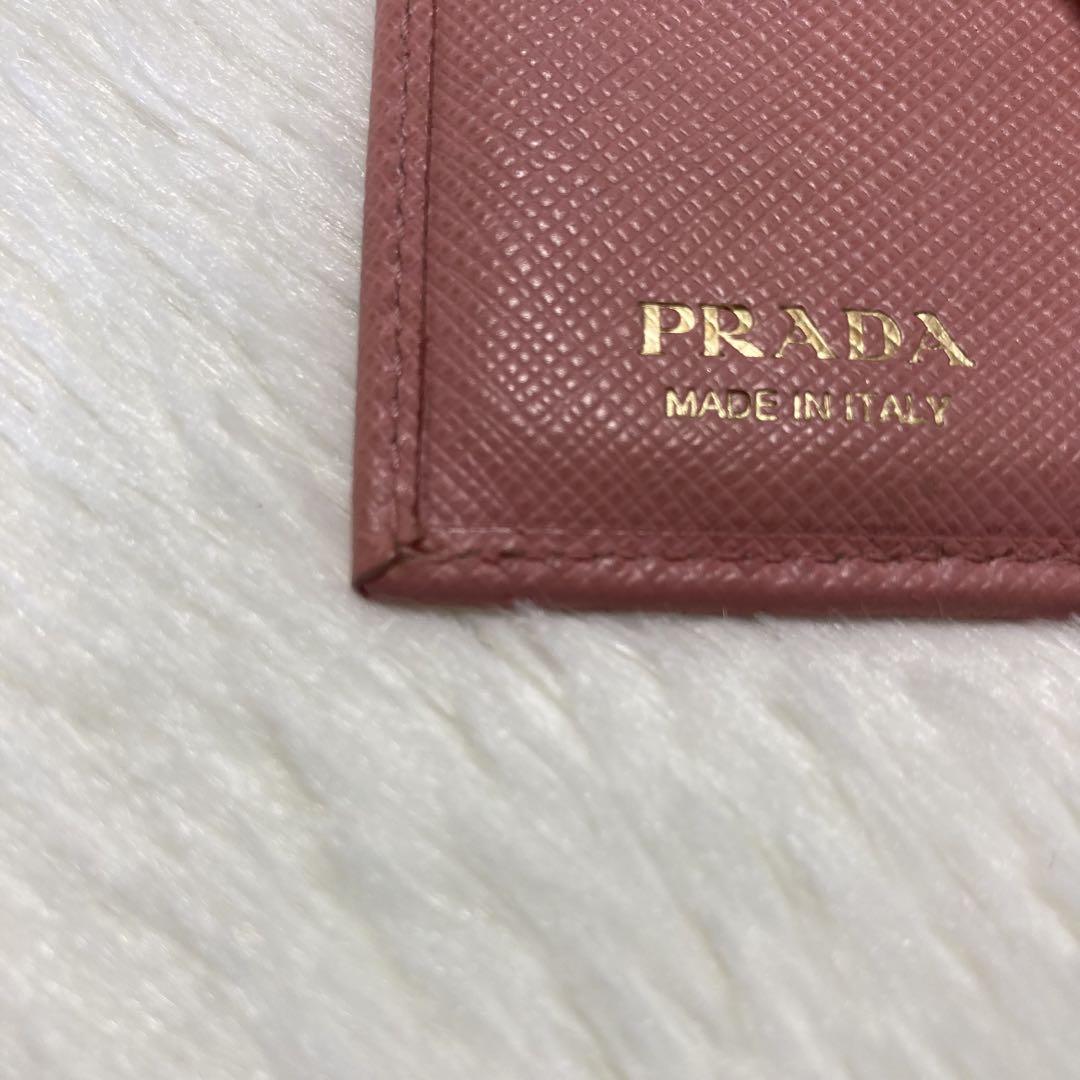 本日限定値下げ 美品 PRADA プラダ 三つ折り 財布 ピンク 金