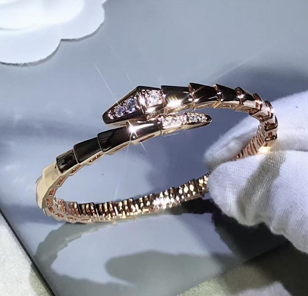 く日はお得♪ BVLGARI セルペンティヴァイパーブレスレット風ローズゴールド アクセサリー